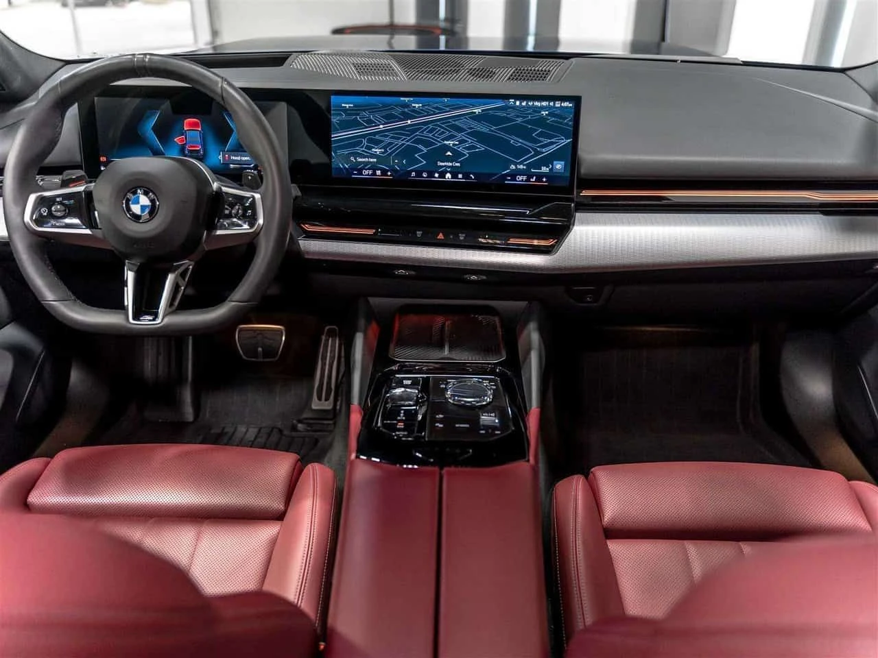 BMW 530 * 530i xDrive| M Sport Pkg| Premium Essential Pkg|, снимка 8 - Автомобили и джипове - 55386662