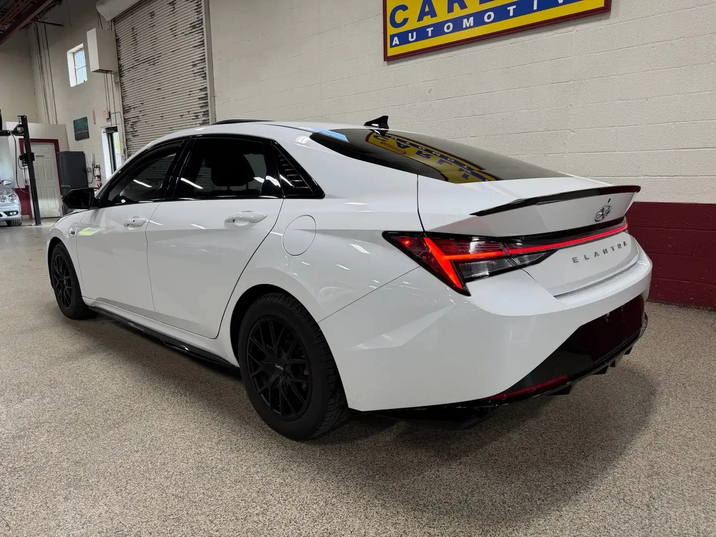 Hyundai Elantra N LINE DCT ЦЕНА ДО БЪЛГАРИЯ АВТОКРЕДИТ, снимка 4 - Автомобили и джипове - 55503912