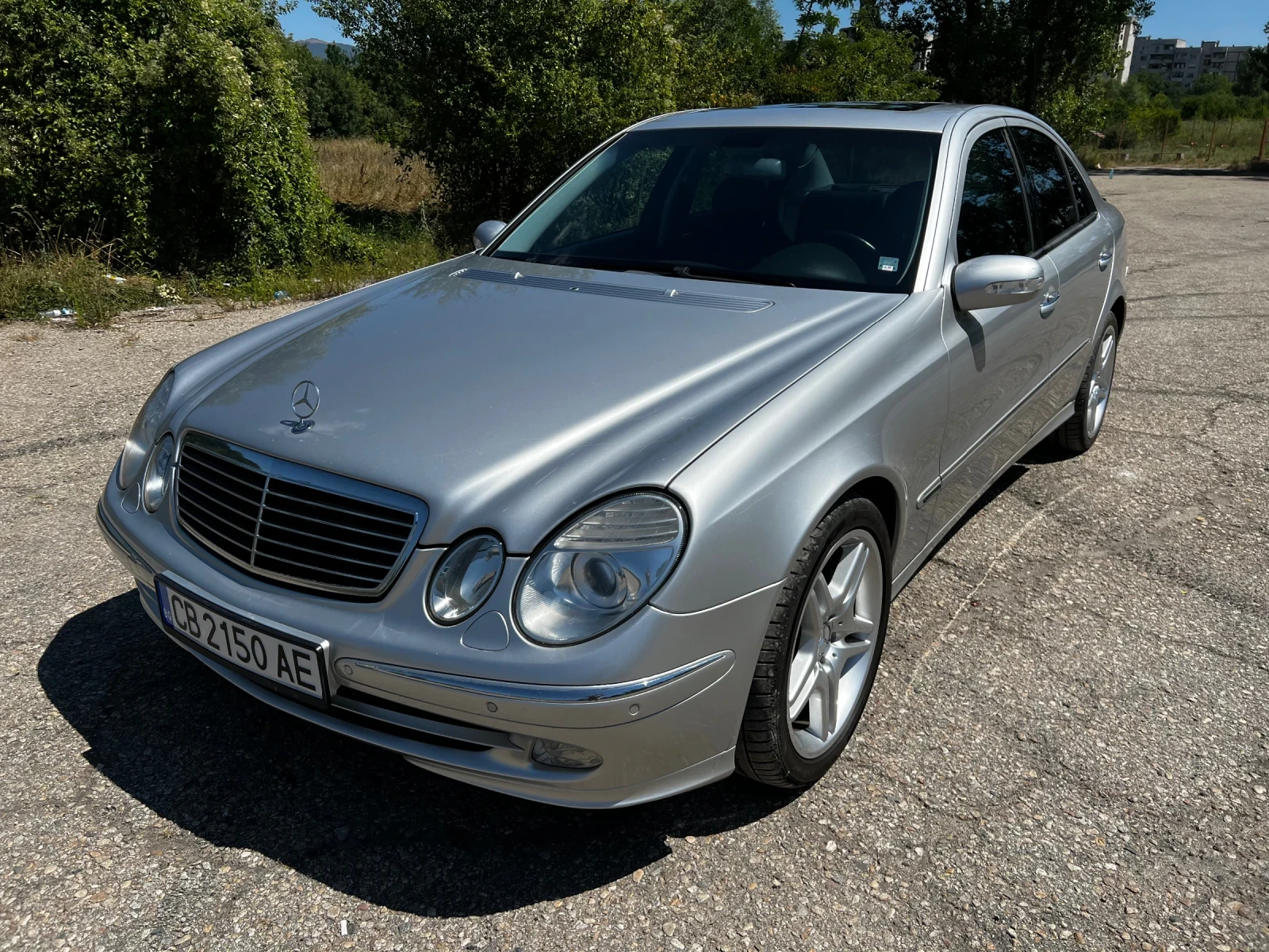 Mercedes-Benz E 320, снимка 2 - Автомобили и джипове - 55509527