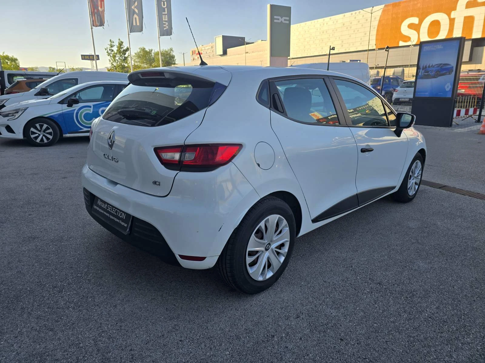 Renault Clio Energy dCi 75 к.с. BVM5 (с N1 хомологация), снимка 5 - Автомобили и джипове - 55559929
