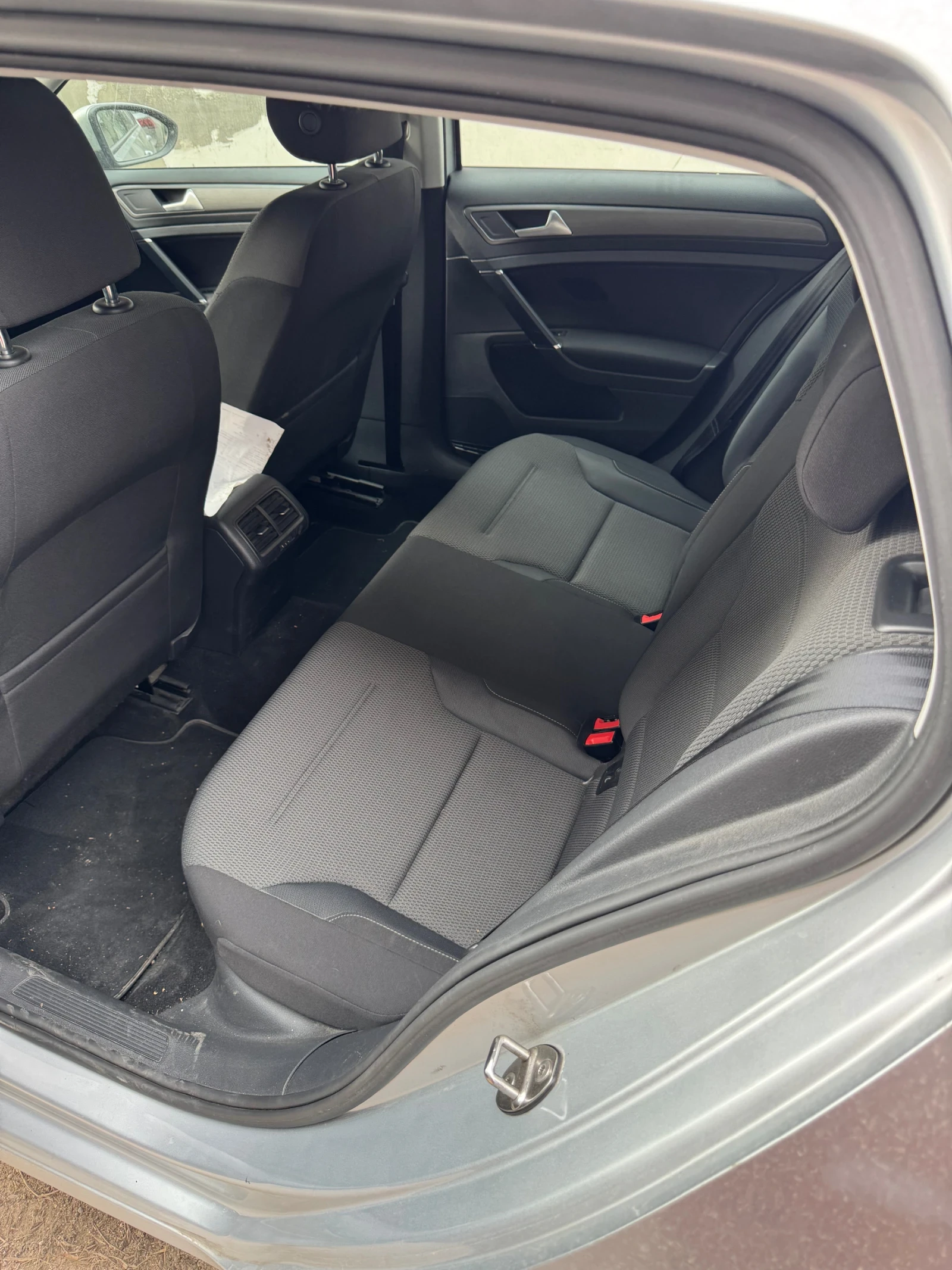 VW Golf 1.2 TSI, снимка 8 - Автомобили и джипове - 55601867