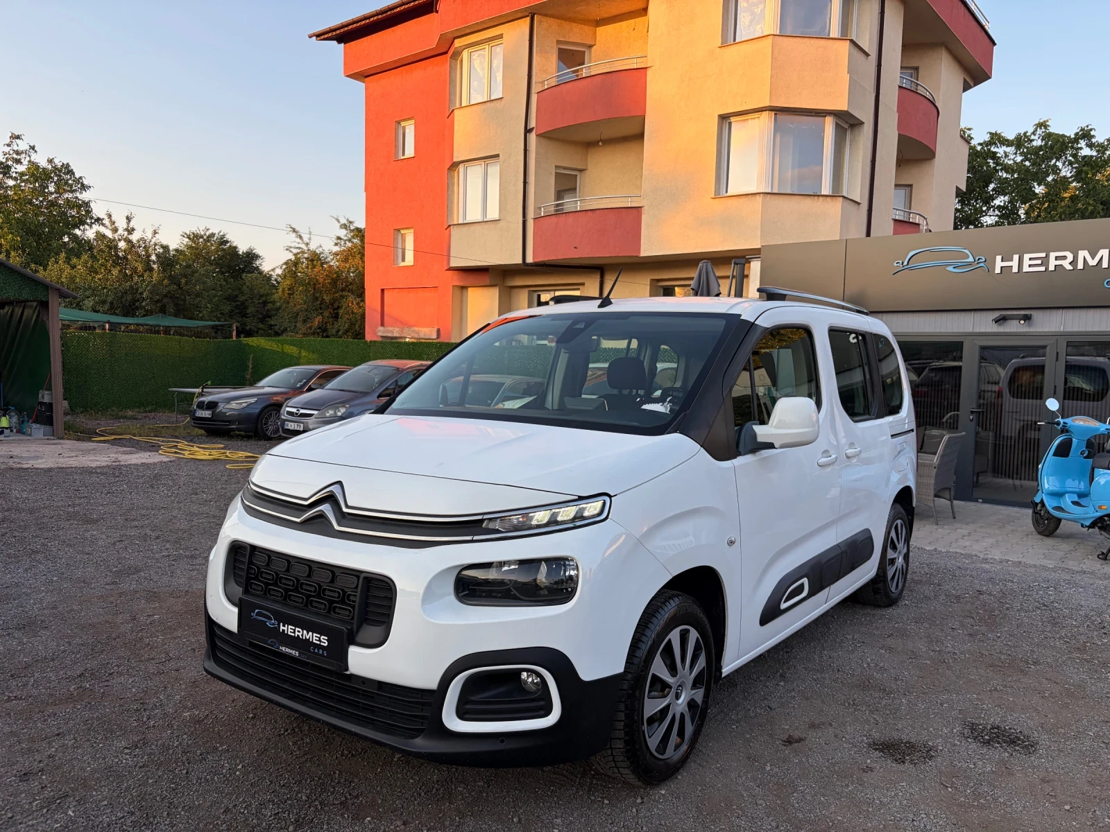 Citroen Berlingo, снимка 8 - Автомобили и джипове - 55619730