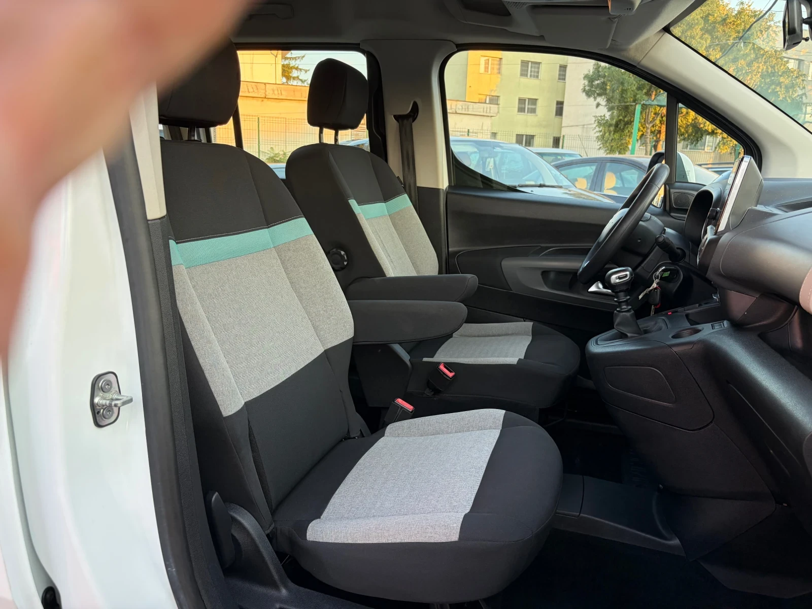 Citroen Berlingo, снимка 14 - Автомобили и джипове - 55619730