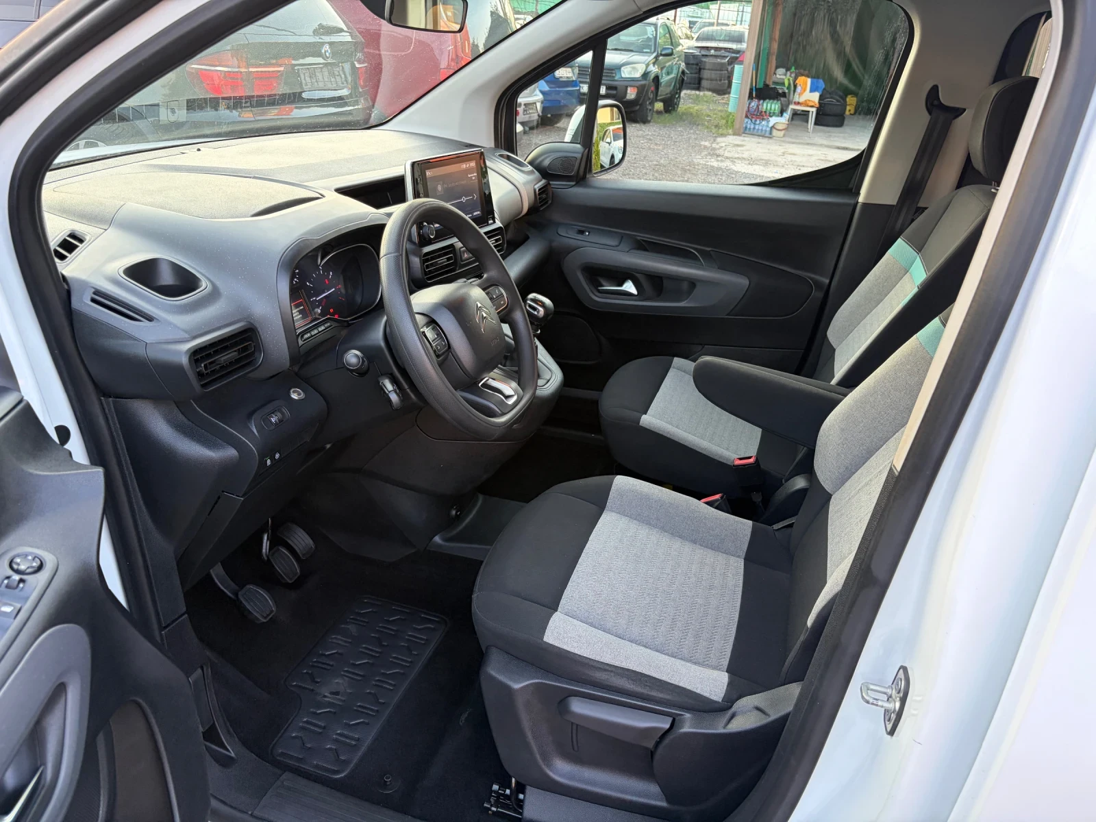 Citroen Berlingo, снимка 9 - Автомобили и джипове - 55619730