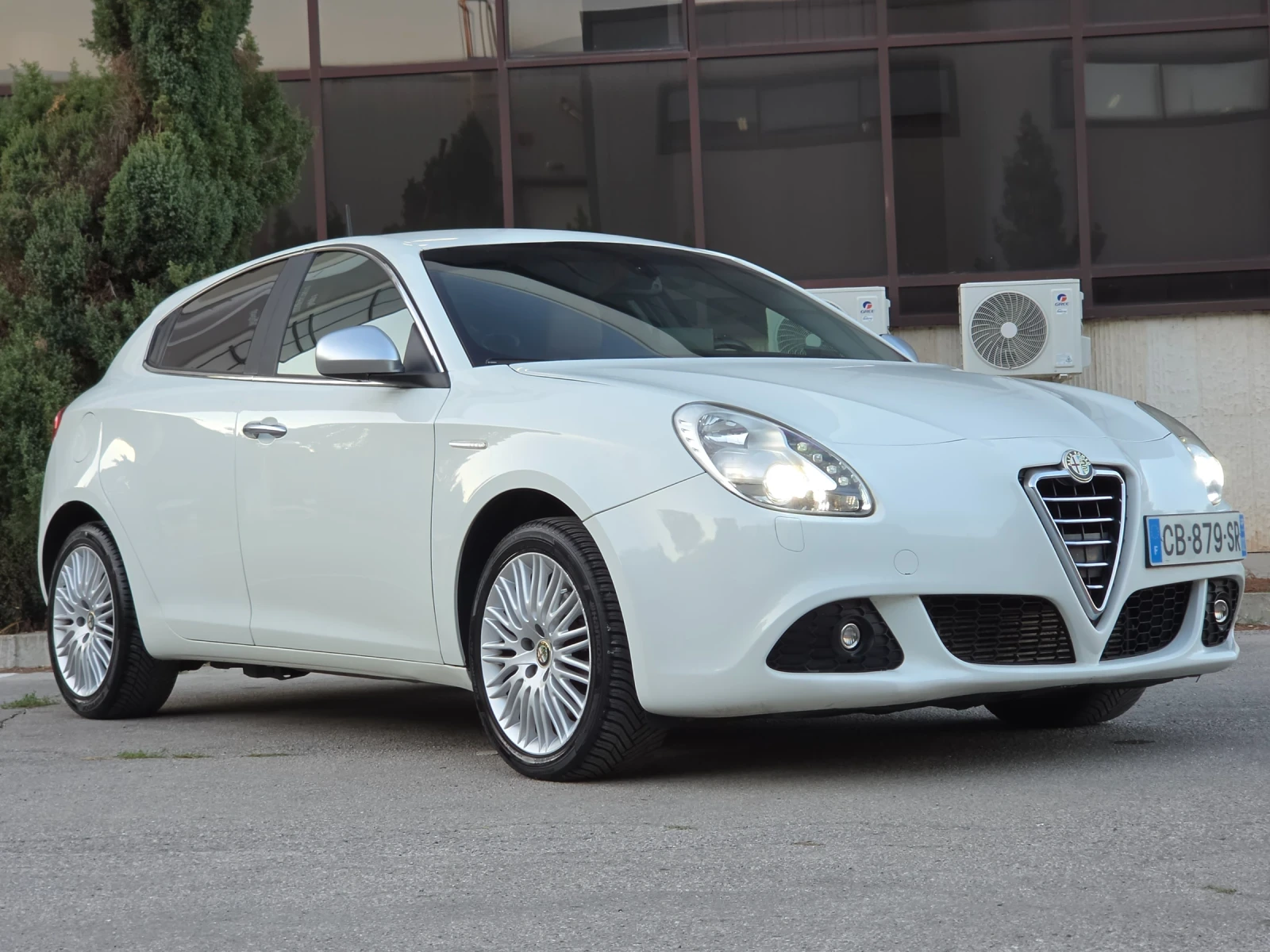 Alfa Romeo Giulietta 2.0JTDm 140hp * EURO5 * ����������� * ���� * ����  | Mobile.bg � ����������� 7