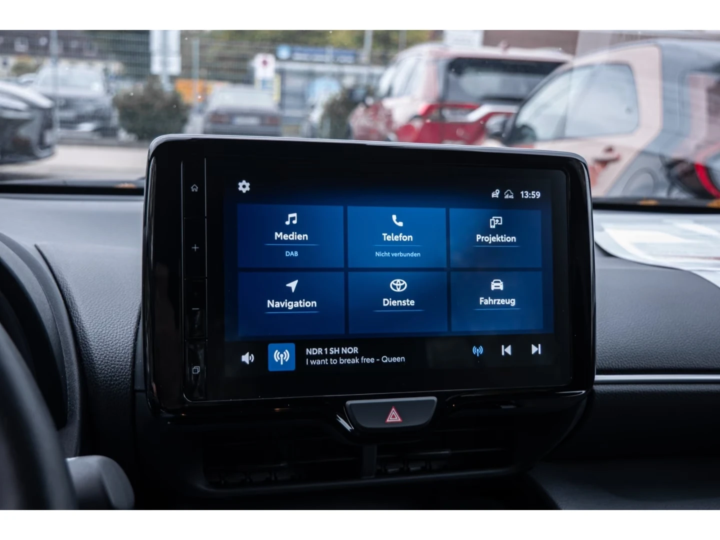 Toyota Yaris Cross 1.5 HEV/116HP/FWD/TEAM D/360/363h | Mobile.bg � ����������� 13