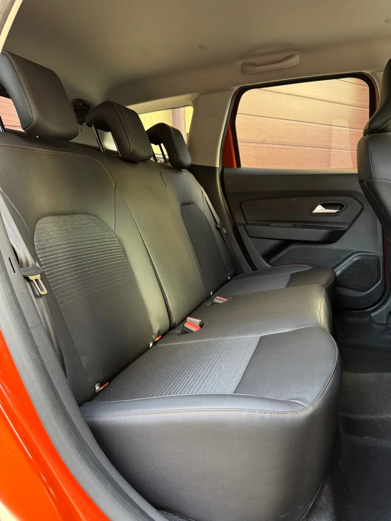 Dacia Duster EXTREME* TCe 100-LPG  Пълна Сервизна История!, снимка 10 - Автомобили и джипове - 50714274