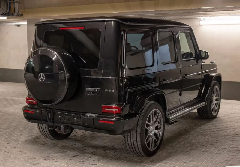 Mercedes-Benz G 63 AMG Nightpack* Massage* 360, снимка 6 - Автомобили и джипове - 52534827