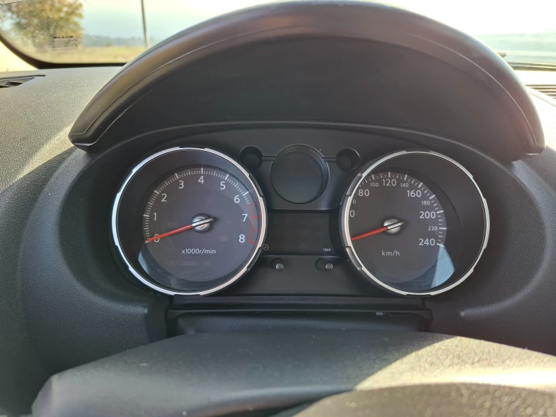 Nissan Qashqai, снимка 12 - Автомобили и джипове - 52711636