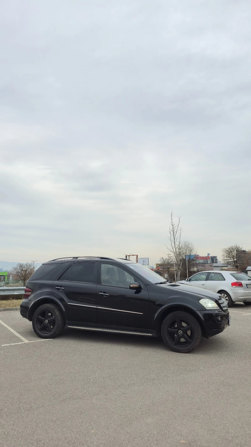 Mercedes-Benz ML 500 V8, снимка 2 - Автомобили и джипове - 53529873