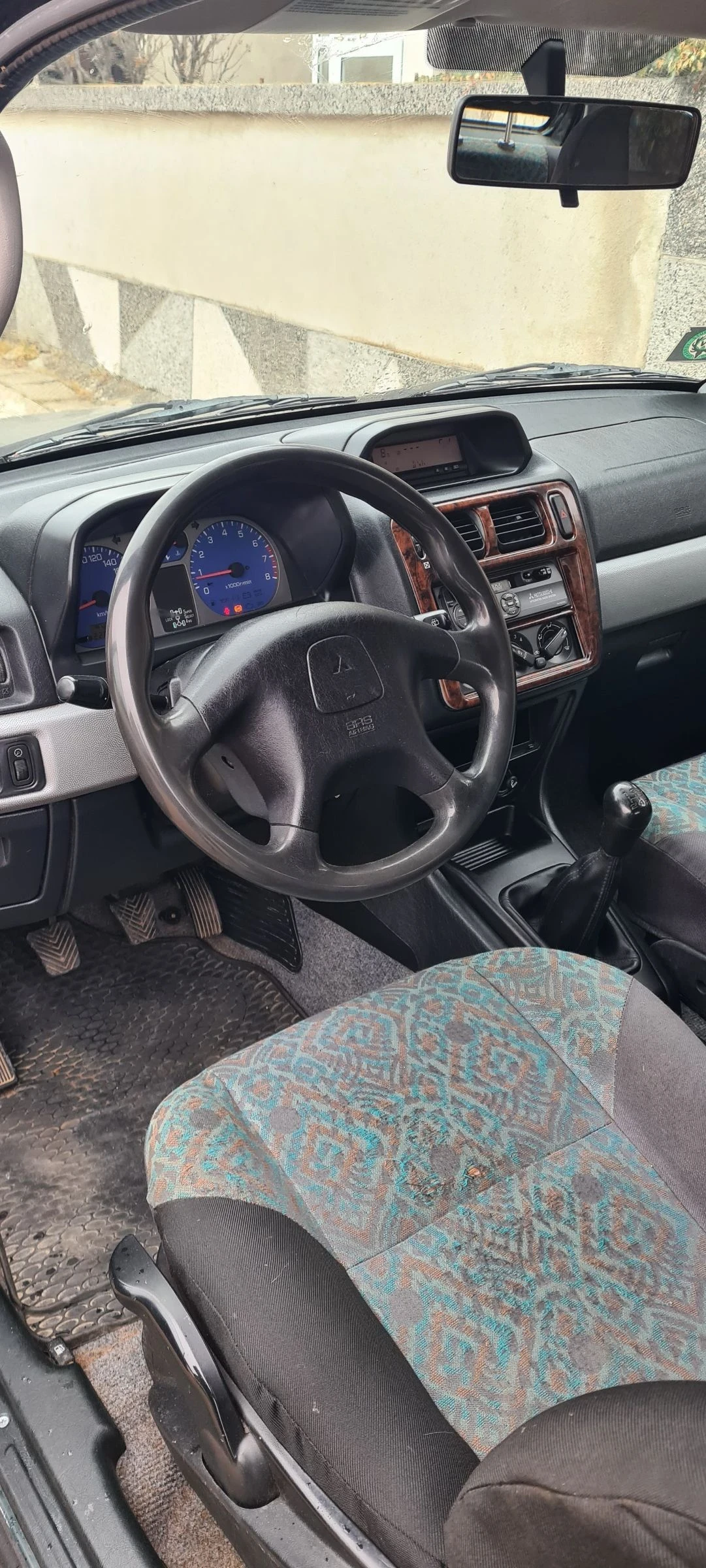 Mitsubishi Pajero pinin 1.8 - изображение 4