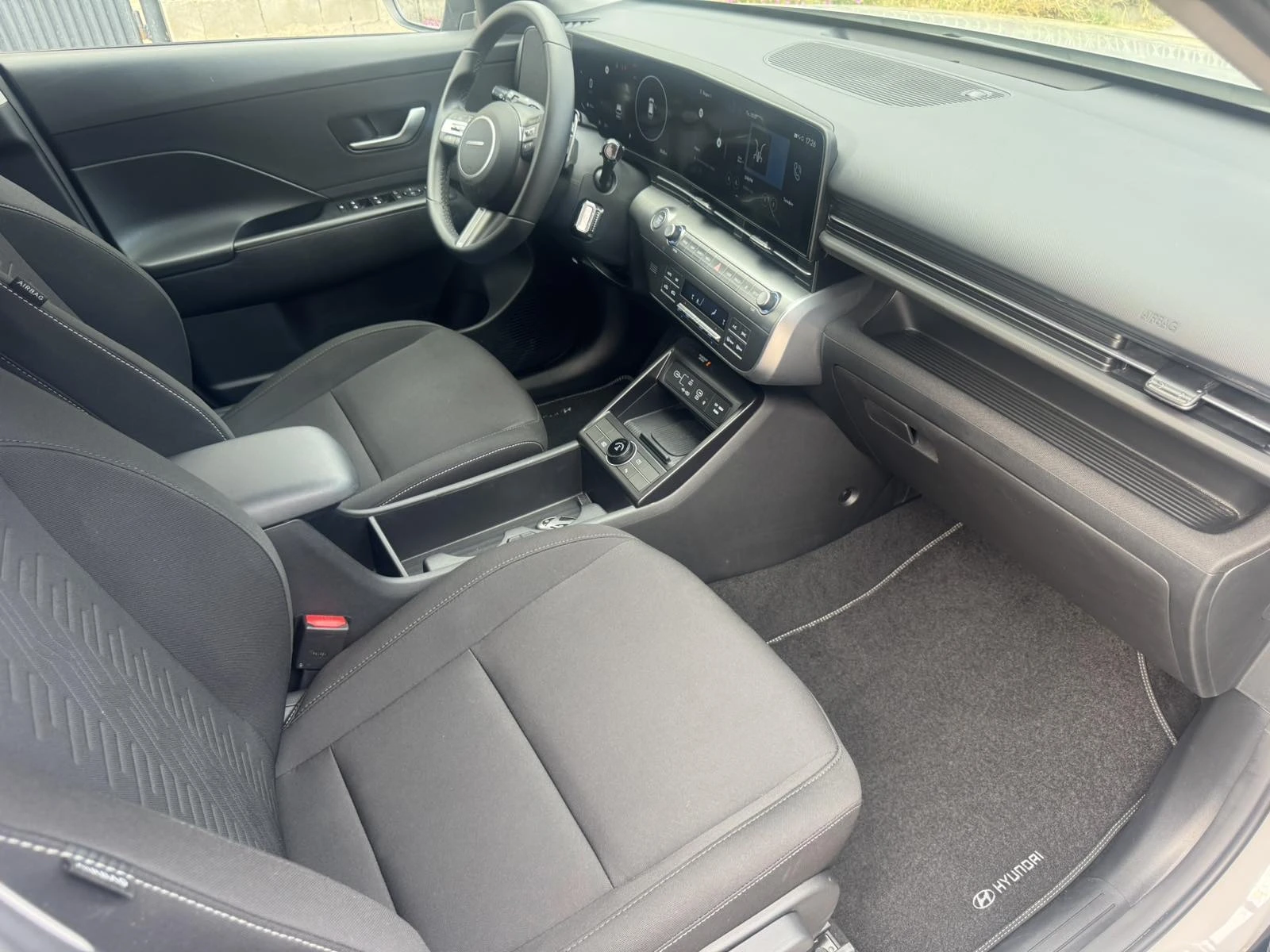 Hyundai Kona 1.6 T-GDI 4x4  3500 км  - изображение 10