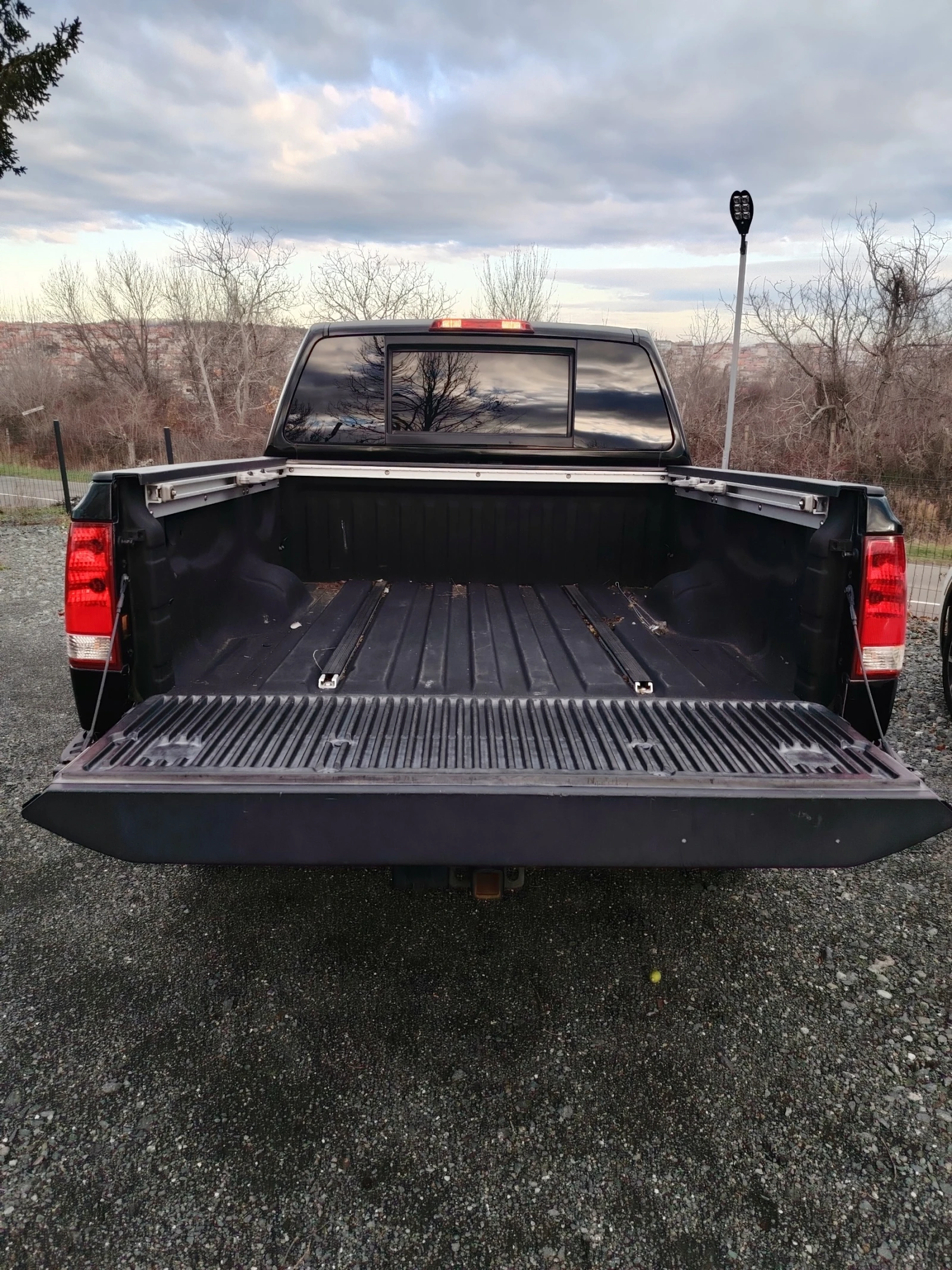 Nissan Titan crew cab 5.6 SV, снимка 7 - Автомобили и джипове - 53915727