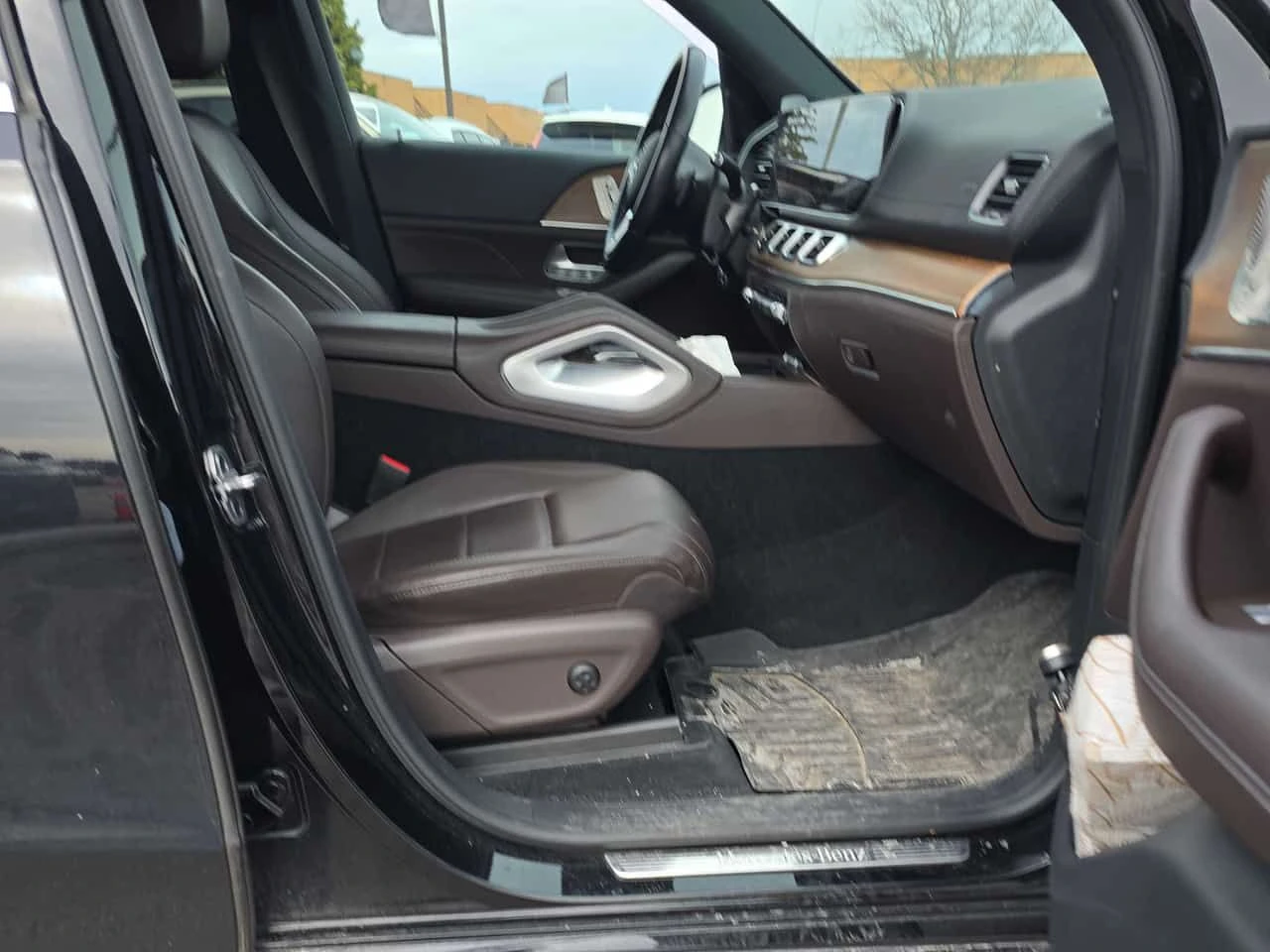 Mercedes-Benz GLE * 350 * ПОДГРЕВ * ПАНОРАМА * ОТ ПРЕДСТАВИТЕЛСТВО, снимка 13 - Автомобили и джипове - 53930126