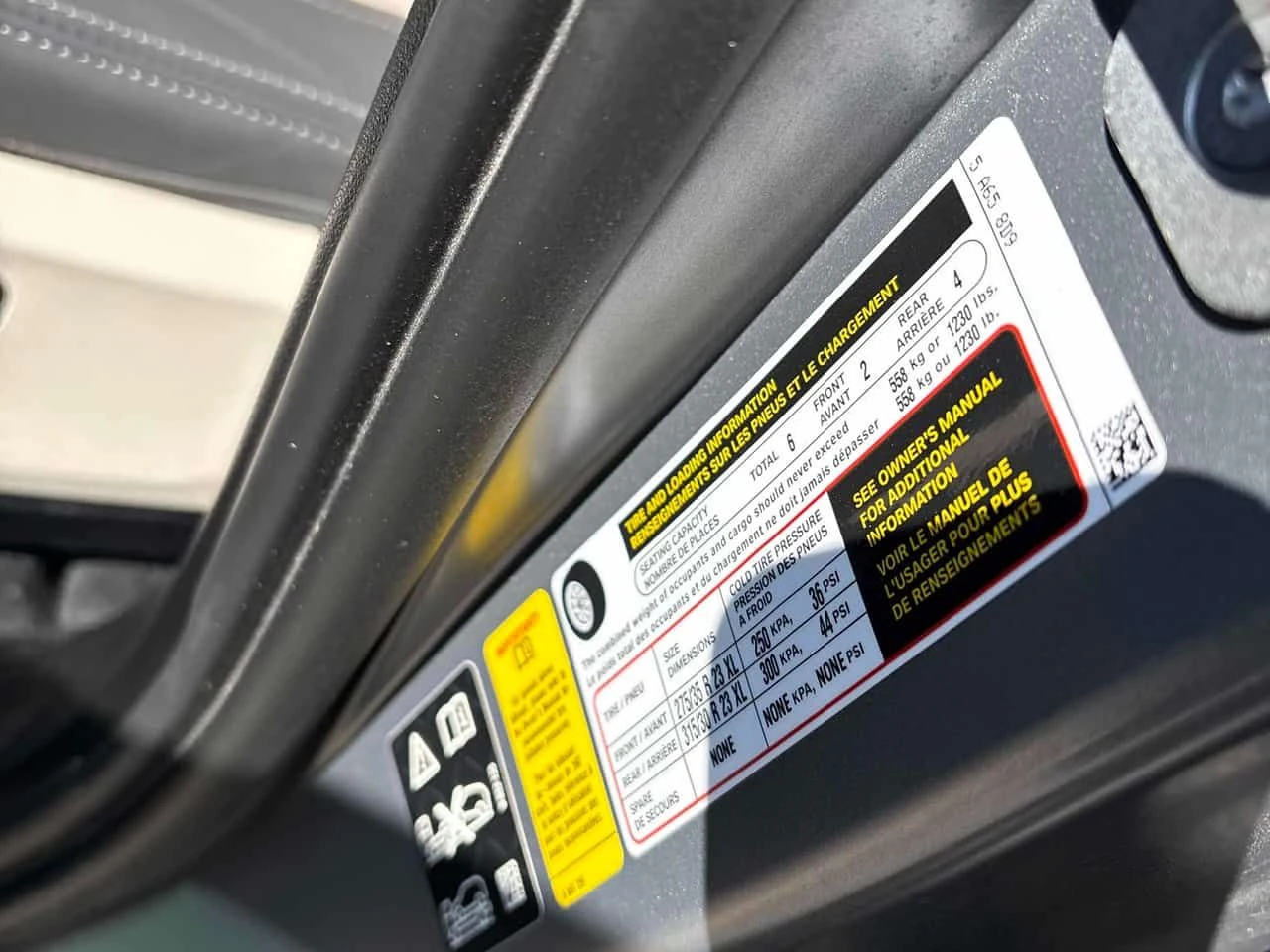 BMW X7 M60i  CARFAX, снимка 10 - Автомобили и джипове - 54172270