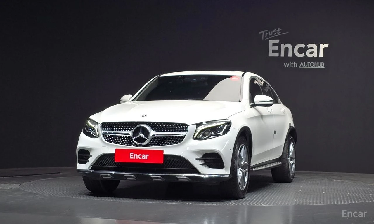 Mercedes-Benz GLC 220 * 4MATIC* COUPE* AMG* КОЖА* ПОДГРЕВ* ШИБИДАХ* КАМЕ, снимка 3 - Автомобили и джипове - 54460370