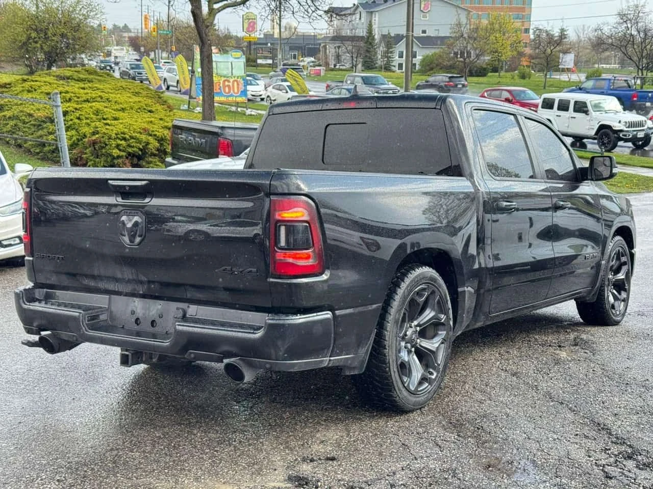 Dodge RAM 1500 * SPORT * PANO * ПОДОБРЕНА ГЕНЕРАЦИЯ * АВТОКРЕДИТ, снимка 6 - Автомобили и джипове - 54555696