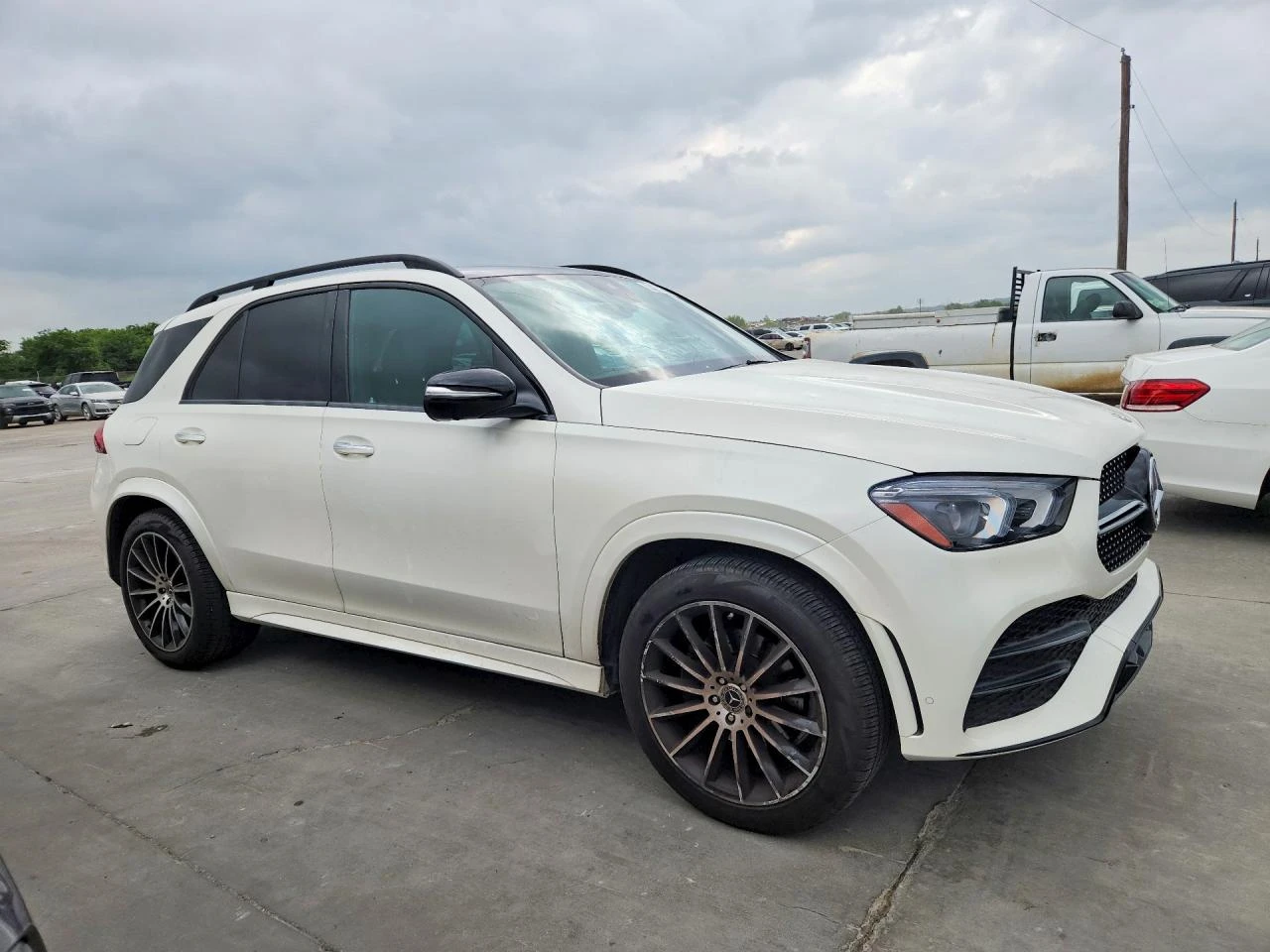 Mercedes-Benz GLE 350 2.0l, снимка 4 - Автомобили и джипове - 55093660
