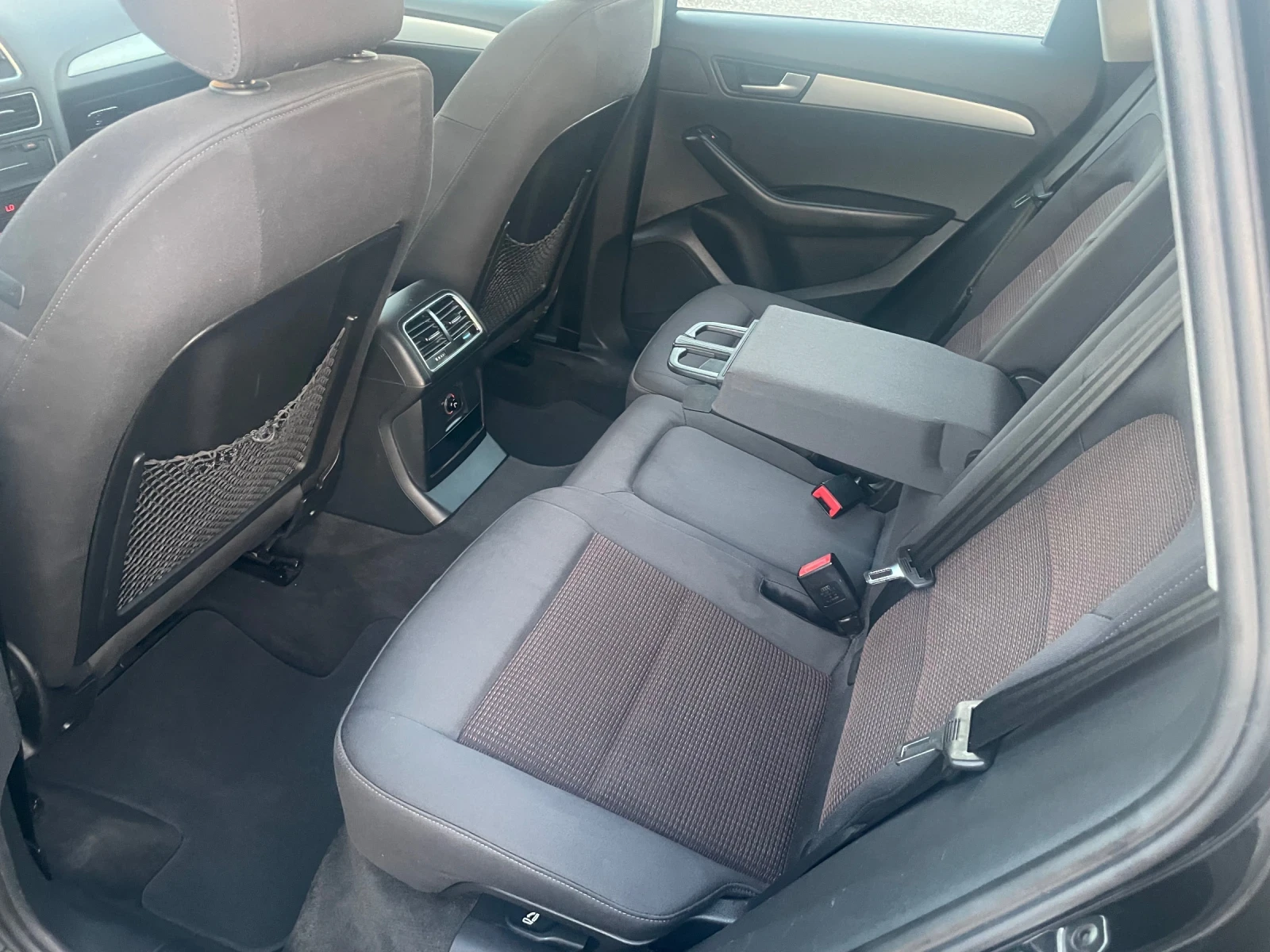 Audi Q5 2.0TDI NAVI ПОДГРЕВ 4Х4 170КС, снимка 15 - Автомобили и джипове - 55627921