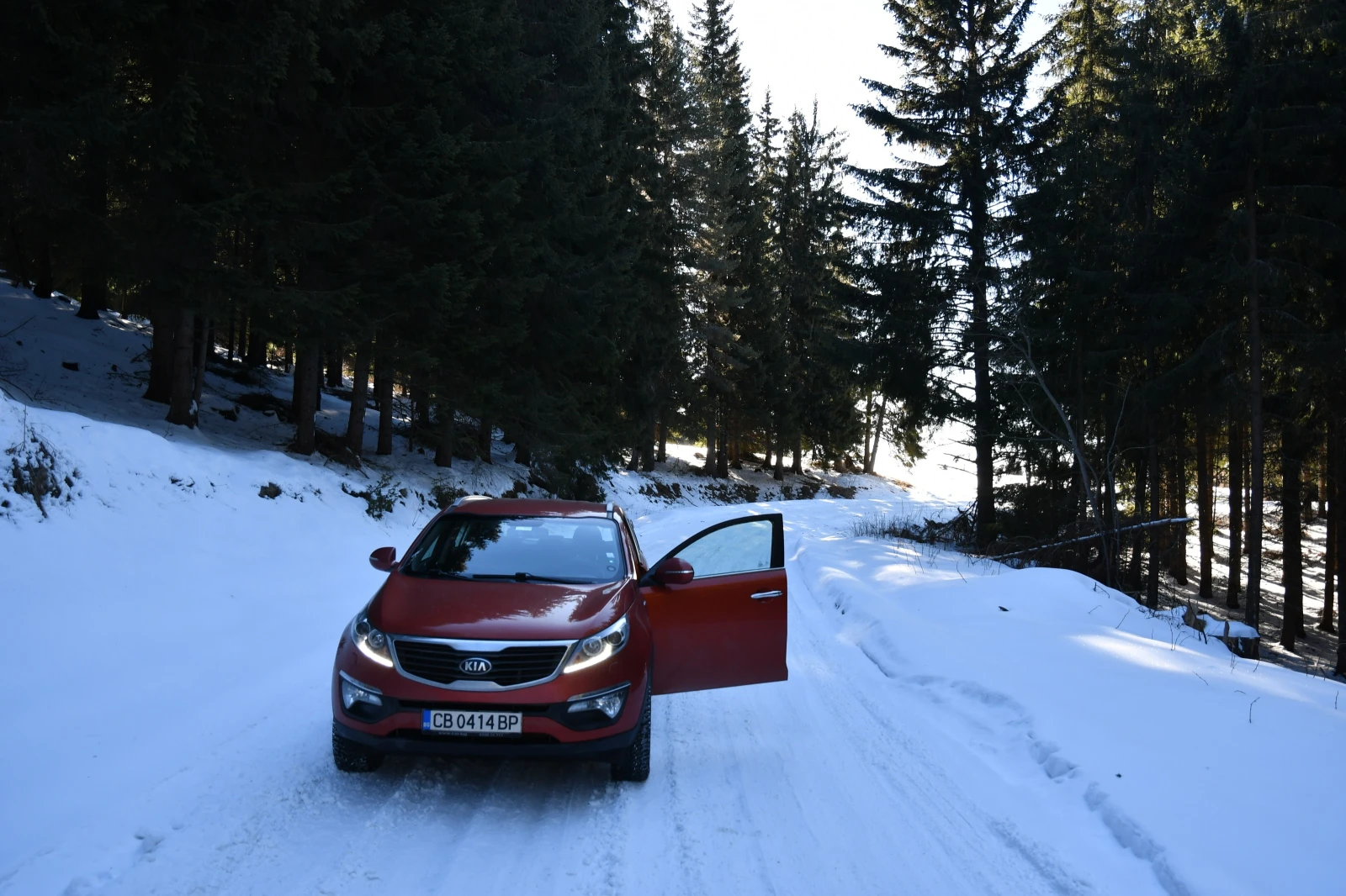 Kia Sportage, снимка 2 - Автомобили и джипове - 56001732
