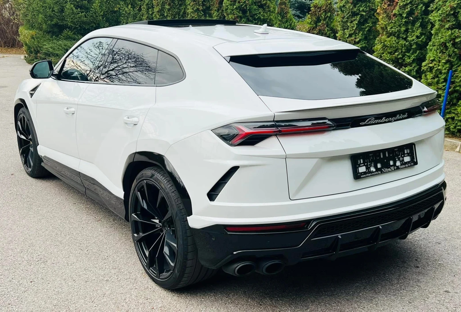 Lamborghini Urus B&O 3D/Anima/Carbon/23, снимка 10 - Автомобили и джипове - 56185558