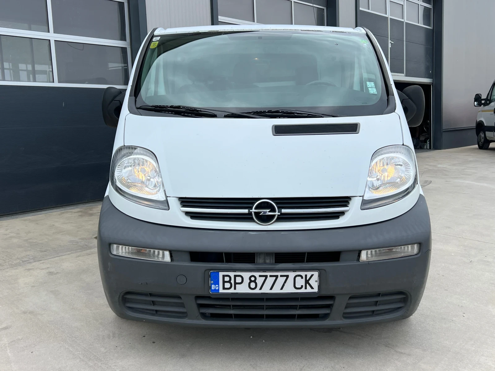 Opel Vivaro 1.9cdti, снимка 2 - Бусове и автобуси - 55407095