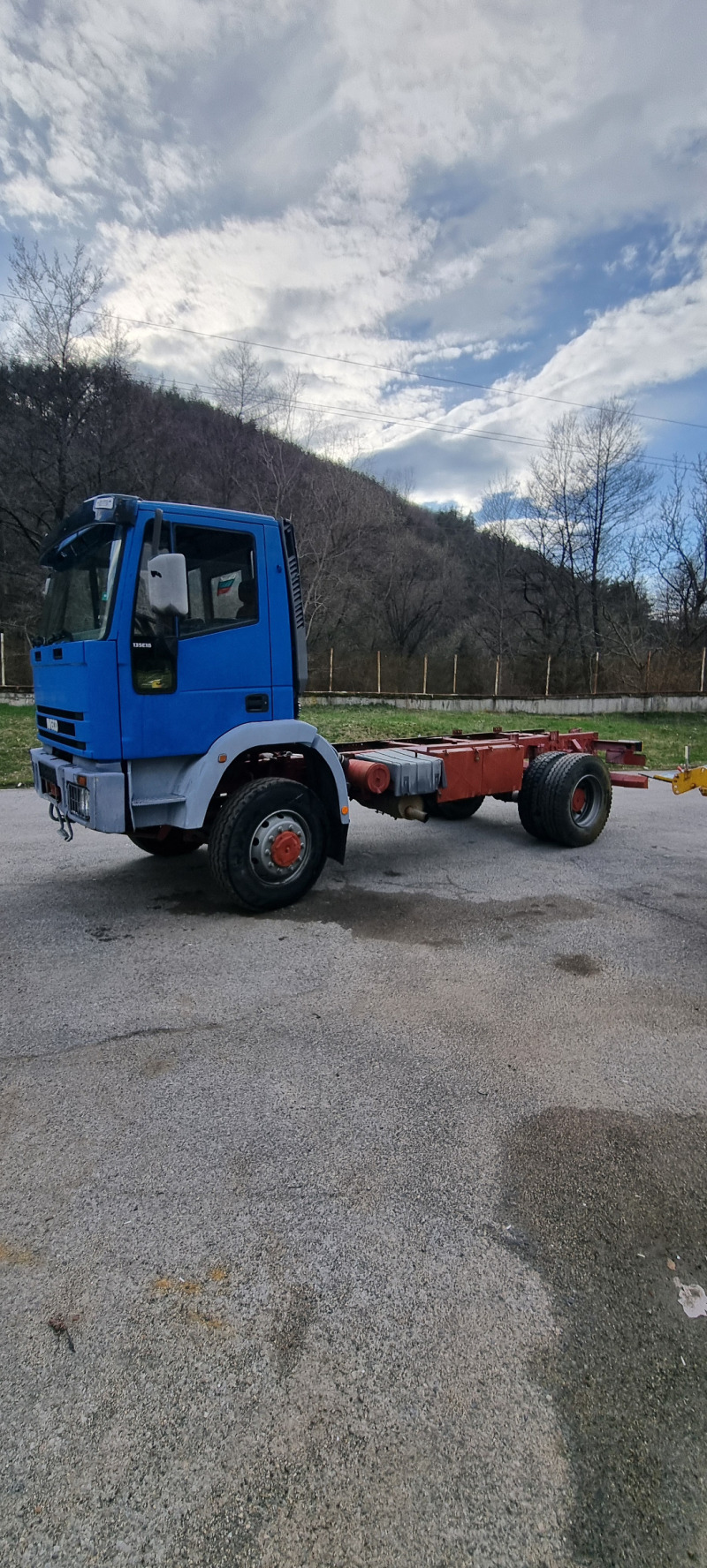 Iveco Eurocargo 135.180, снимка 2 - Камиони - 46465506