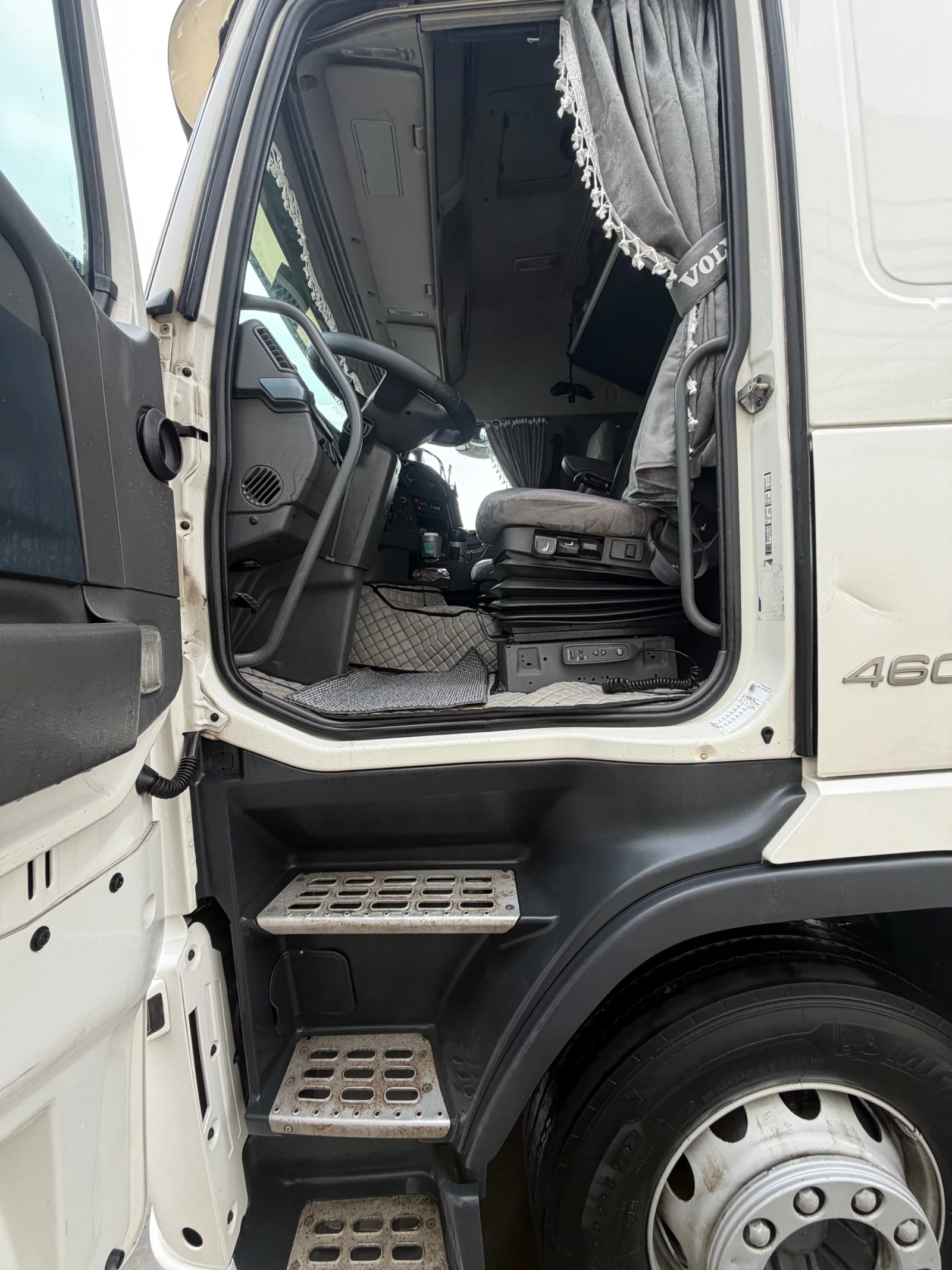 Volvo Fh 460, снимка 4 - Камиони - 53923051