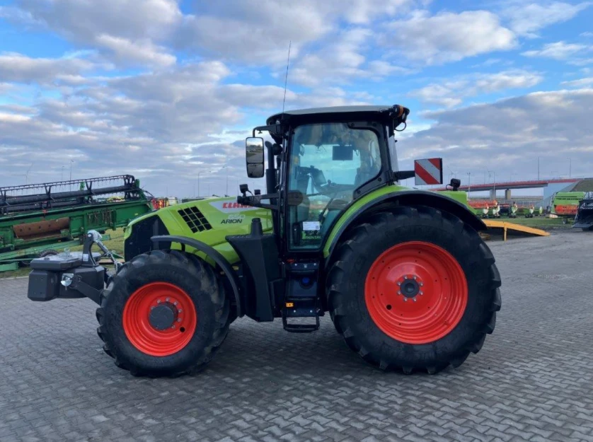 Трактор Claas ARION 650 - изображение 6