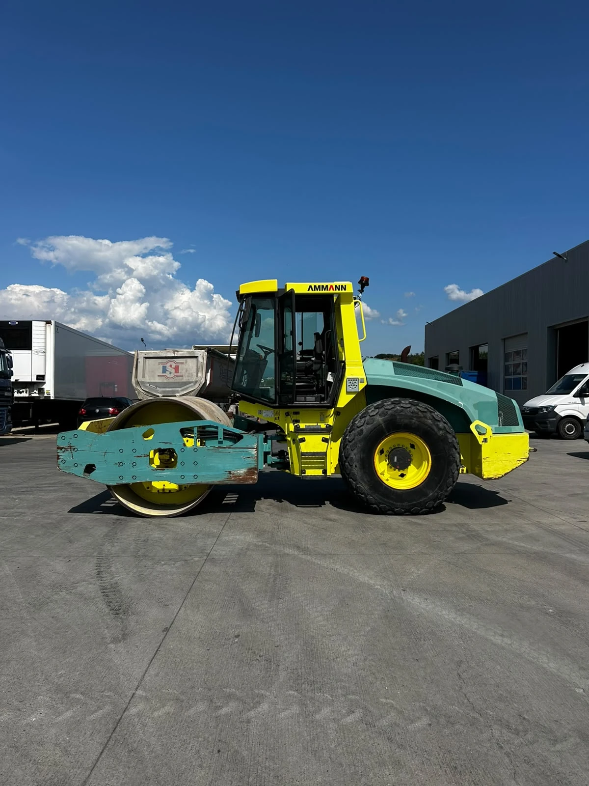 Валяк Ammann ASC 170 18t.