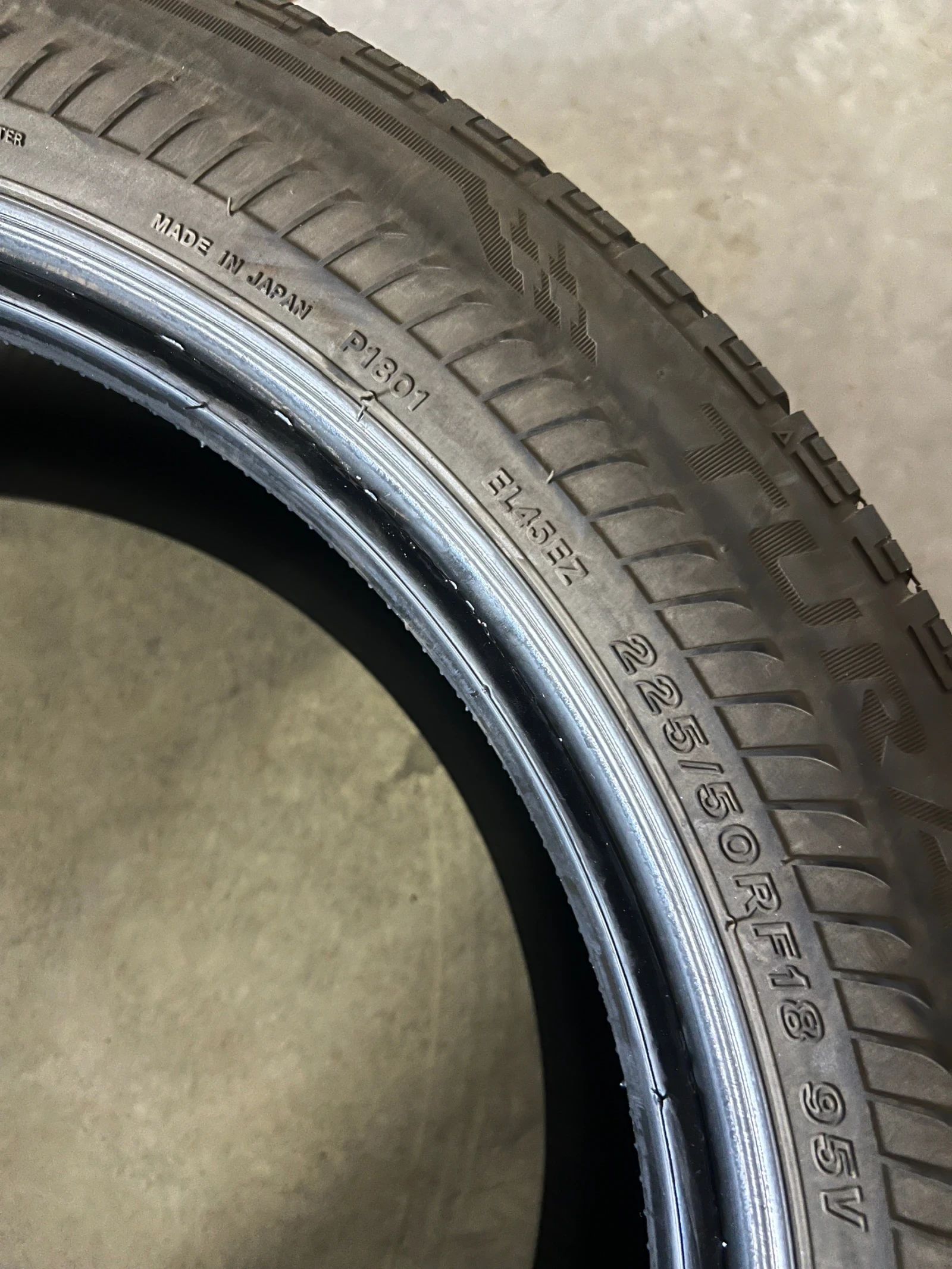 Гуми Всесезонни 225/50R18, снимка 7 - Гуми и джанти - 55559355