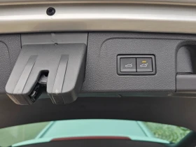 VW Passat Elegance 2.0TDI Head-up DCC ACC IQ-Matrix-Light, снимка 16
