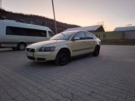 Volvo S40 1, 8i АГУ Бартер, снимка 2