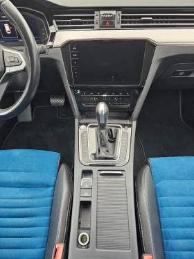 VW Passat Elegance 2.0 TDI Head-up DCC ACC IQ Matrix Light, снимка 11