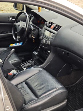 Honda Accord 2.4 EXECUTIVE/газ - 3733 € / 7301.11 лв. - 60412260 10