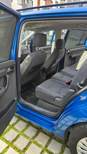 VW Touran - 2900 € / 5671.91 лв. - 74746560 8