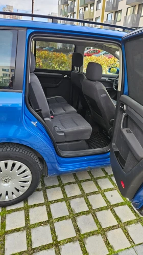 VW Touran - 2900 € / 5671.91 лв. - 74746560 7