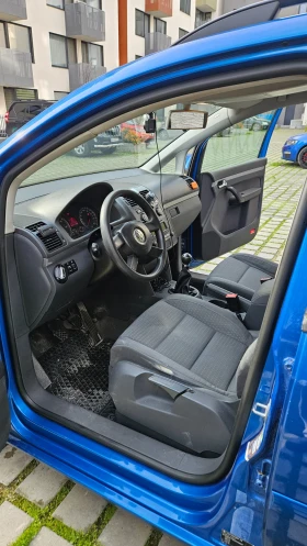 VW Touran - 2900 € / 5671.91 лв. - 74746560 5
