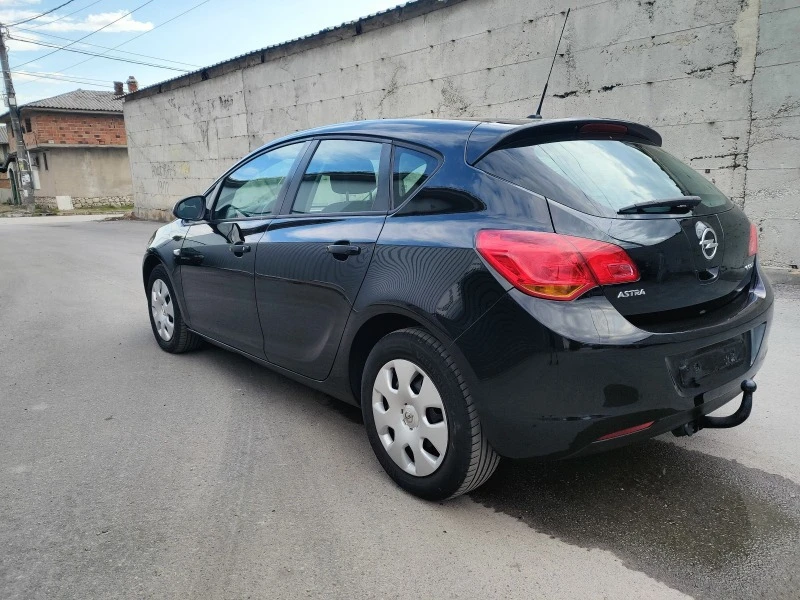 Opel Astra 1.4i 16v 100кс. Евро5, снимка 6 - Автомобили и джипове - 45942689