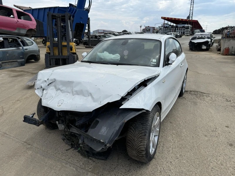 BMW 120 2.0, снимка 2 - Автомобили и джипове - 46589381