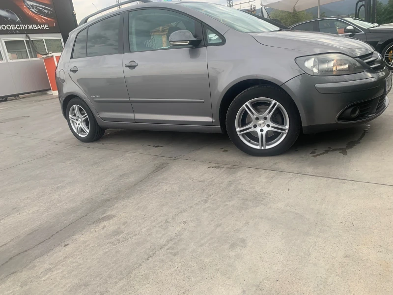 VW Golf Plus, снимка 3 - Автомобили и джипове - 47184456