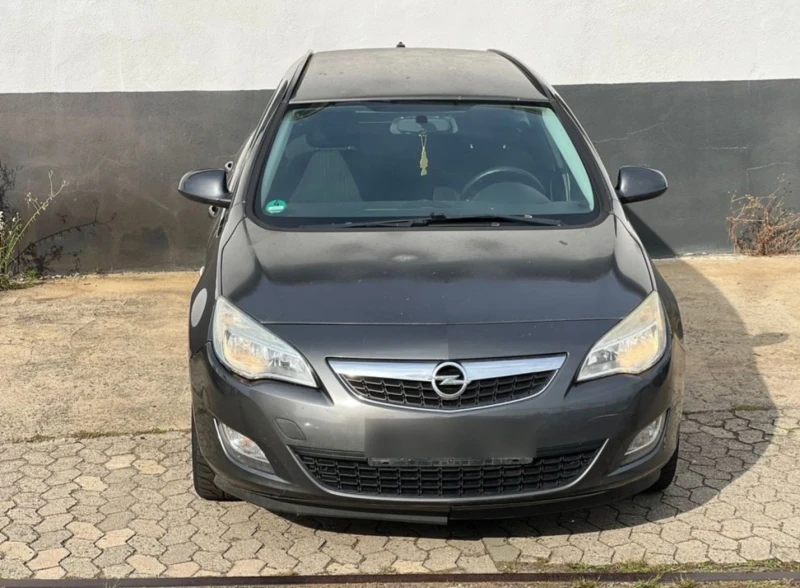 Opel Astra, снимка 1 - Автомобили и джипове - 47995189