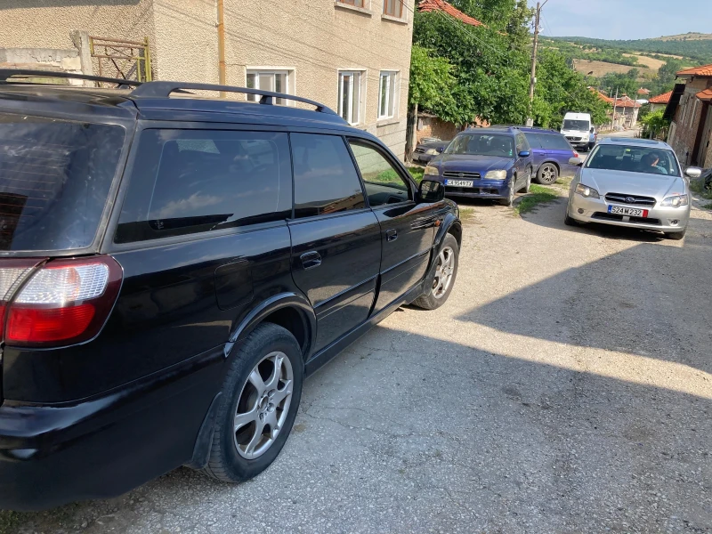 Subaru Outback, снимка 3 - Автомобили и джипове - 48165404