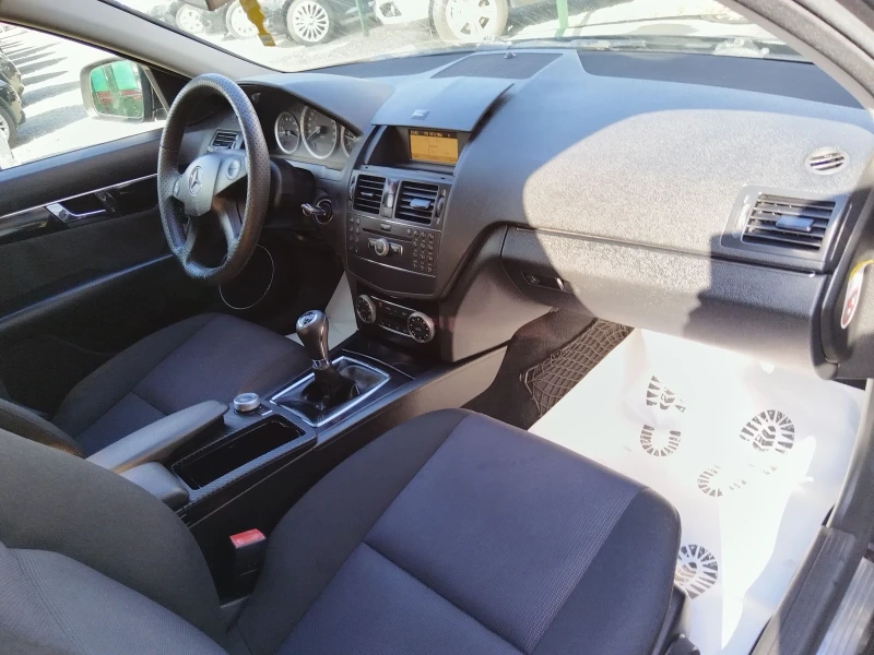 Mercedes-Benz 220 2.2D.170 кс., снимка 12 - Автомобили и джипове - 52332044