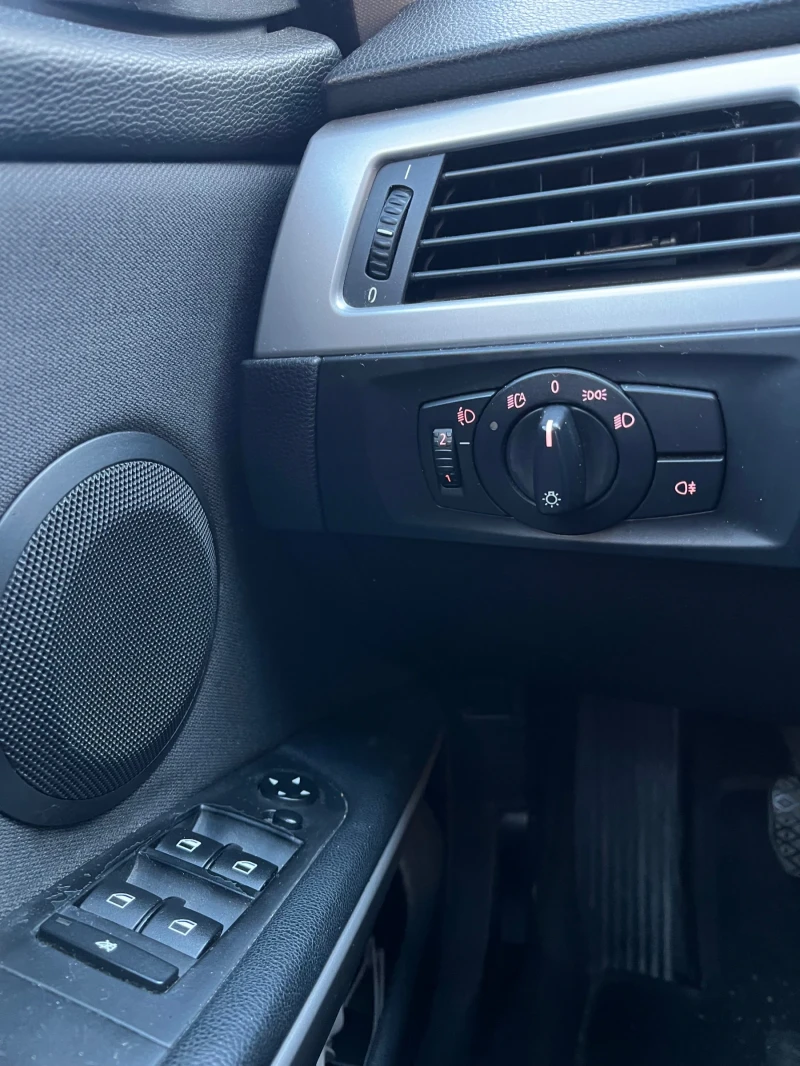 BMW 318 2.0 i, снимка 15 - Автомобили и джипове - 52751717