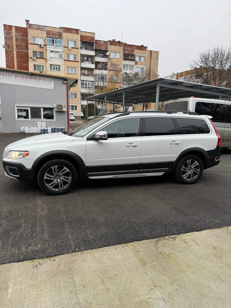 Volvo Xc70, снимка 8 - Автомобили и джипове - 52753927