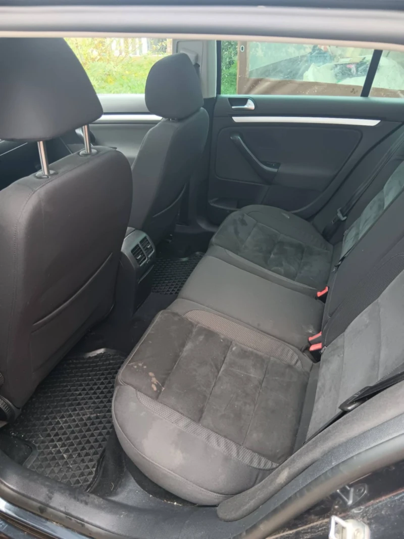 VW Golf 2.0тди 140кс Панорама 2010год.Теглич., снимка 12 - Автомобили и джипове - 52860553