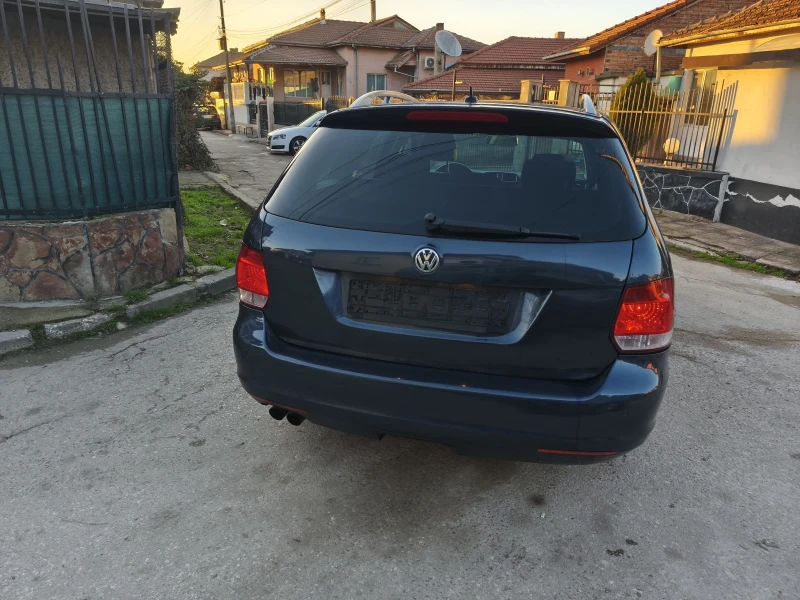 VW Golf 2.0тди 140кс Панорама 2010год.Теглич., снимка 6 - Автомобили и джипове - 52860553