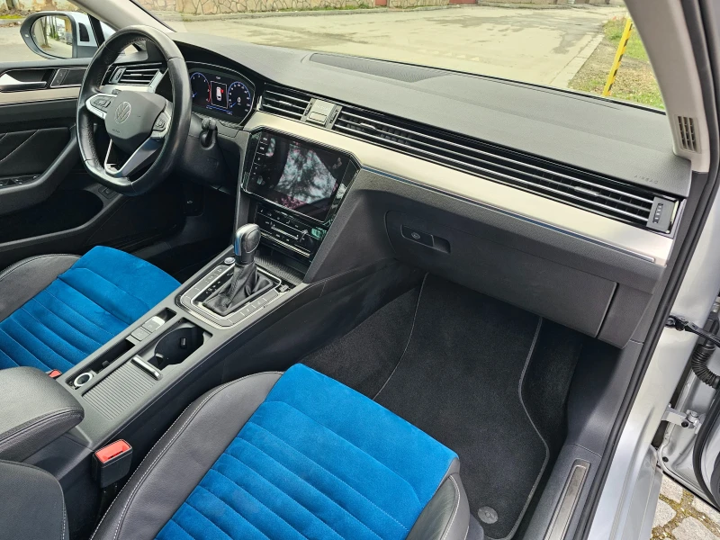 VW Passat Elegance 2.0 TDI Head-up DCC ACC IQ Matrix Light, снимка 14 - Автомобили и джипове - 52867218