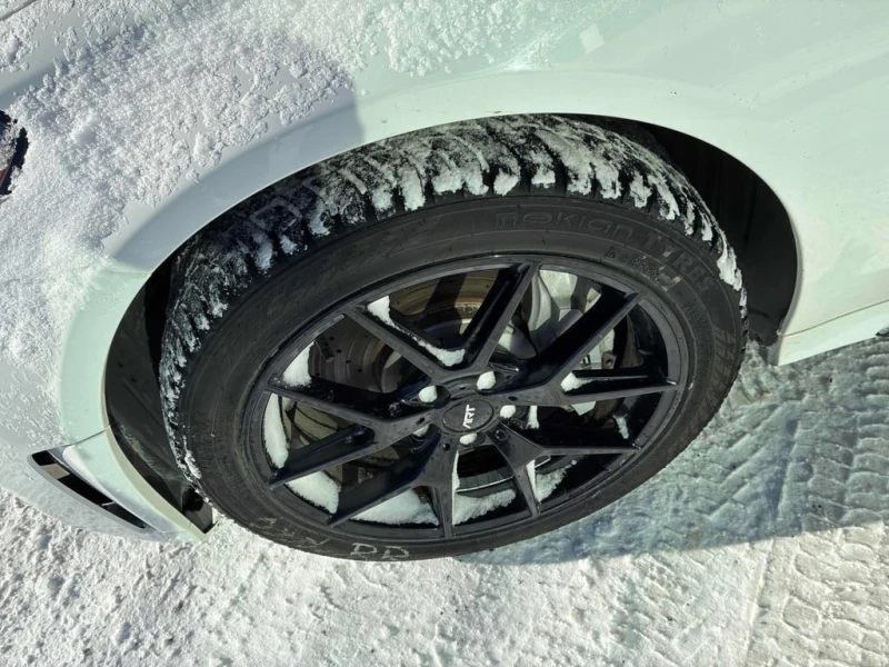 Mercedes-Benz C 43 AMG * CARFAX * БЕЗ ПЪРВОНАЧАЛНА ВНОСКА, снимка 7 - Автомобили и джипове - 53186938